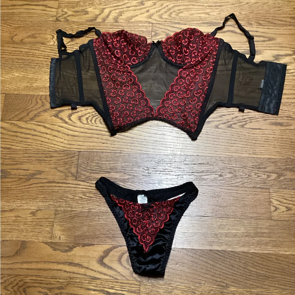Vintage Cacique lingerie set.  34C/medium - Image 2