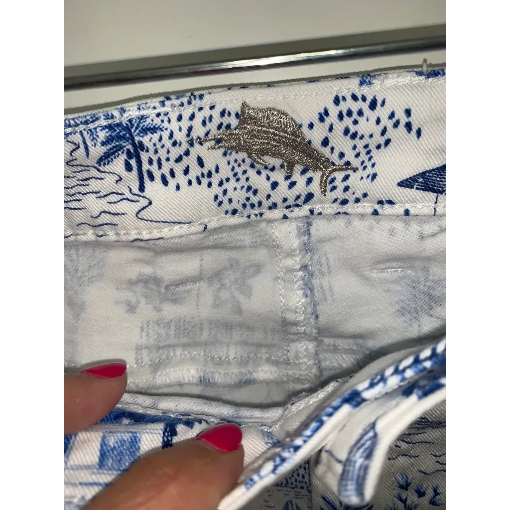 Tommy Bahama Women's Beach Hut Print Cropped Jeans‎ Size 31x24 Multicolor - Image 2