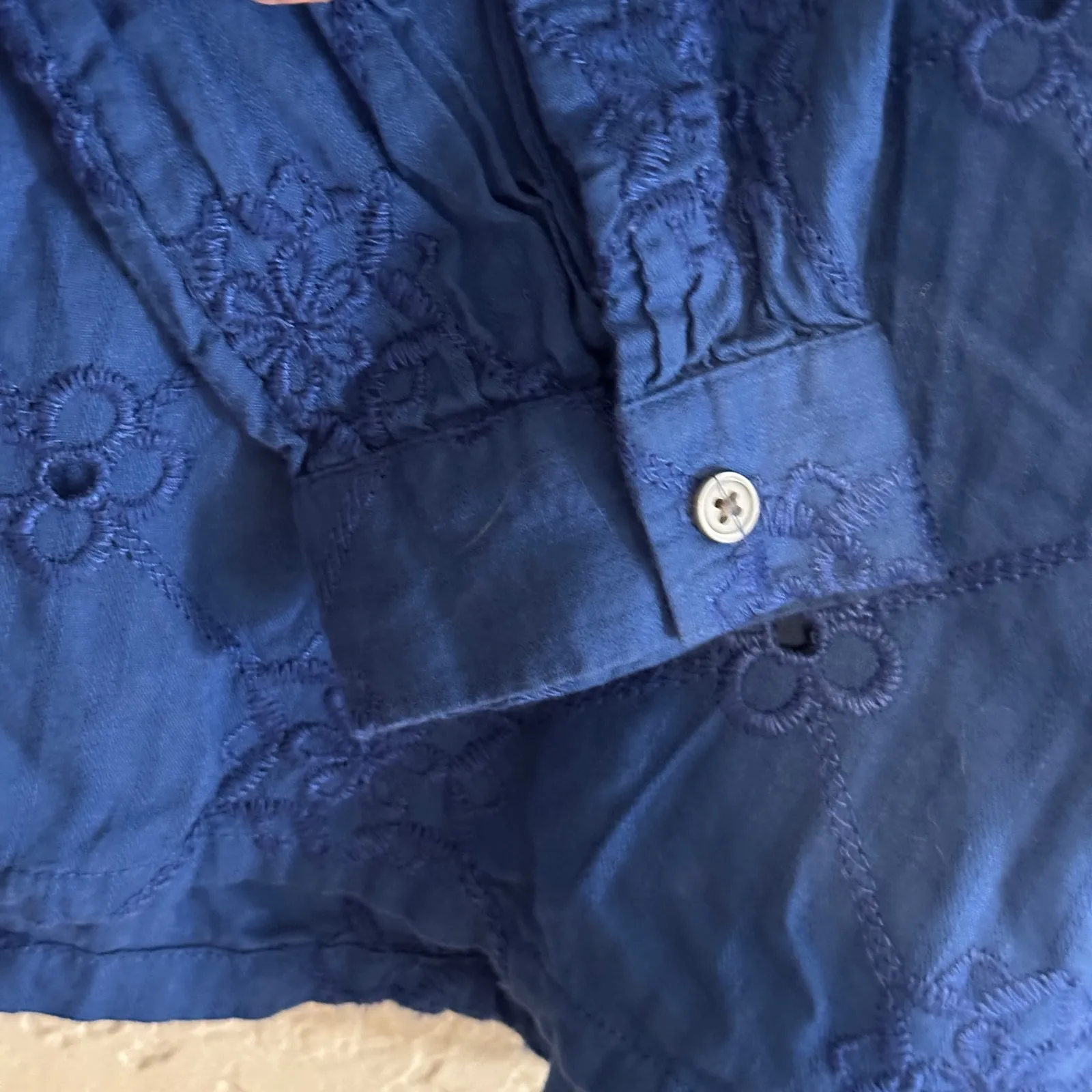 LOFT Blue Eyelet‎ SMALL Embroidered Long Sleeve Blouse Top Shirt Womens - Image 9