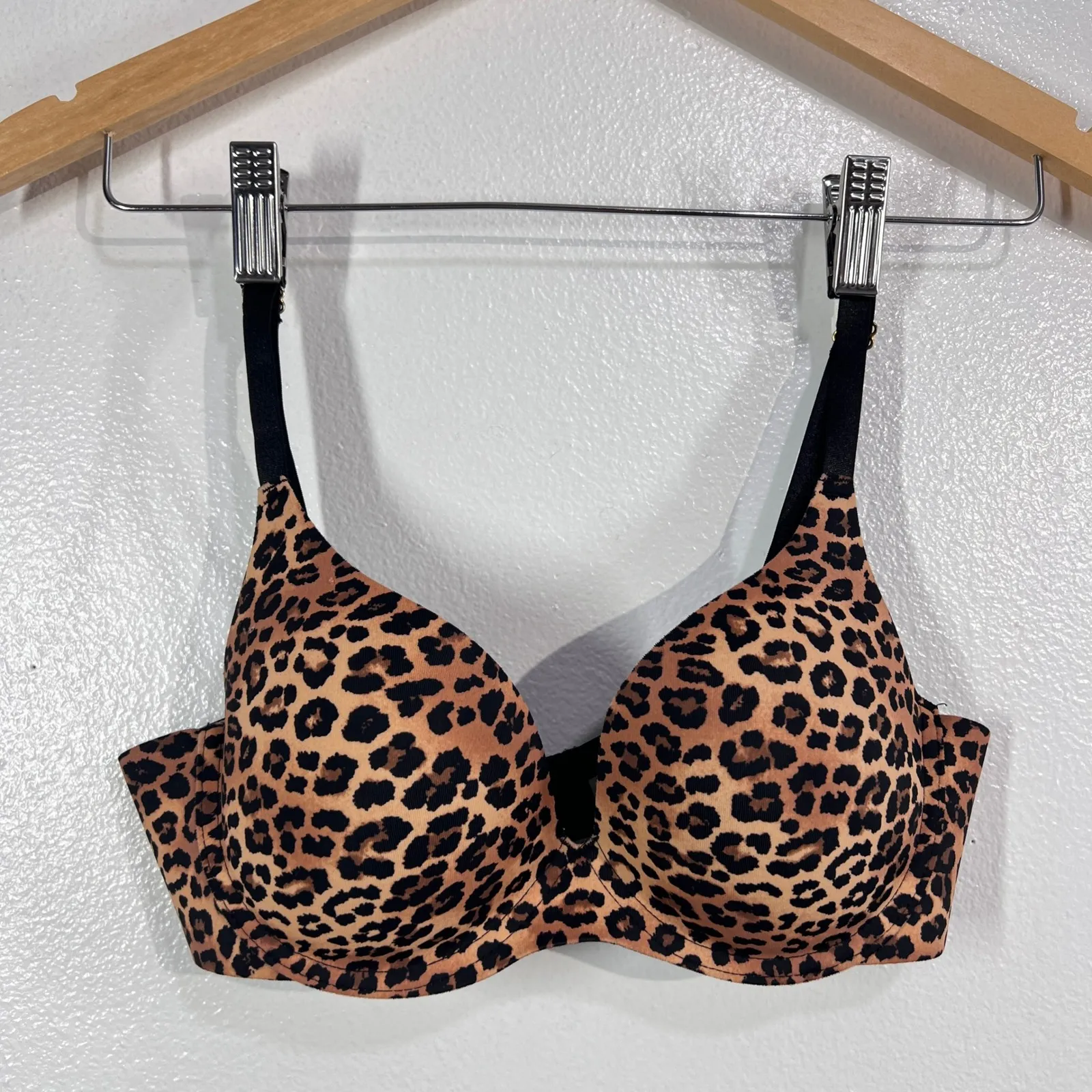 Juicy Couture Intimates 34B Leopard Print Plunge Push Up Bra Black Straps - Image 2