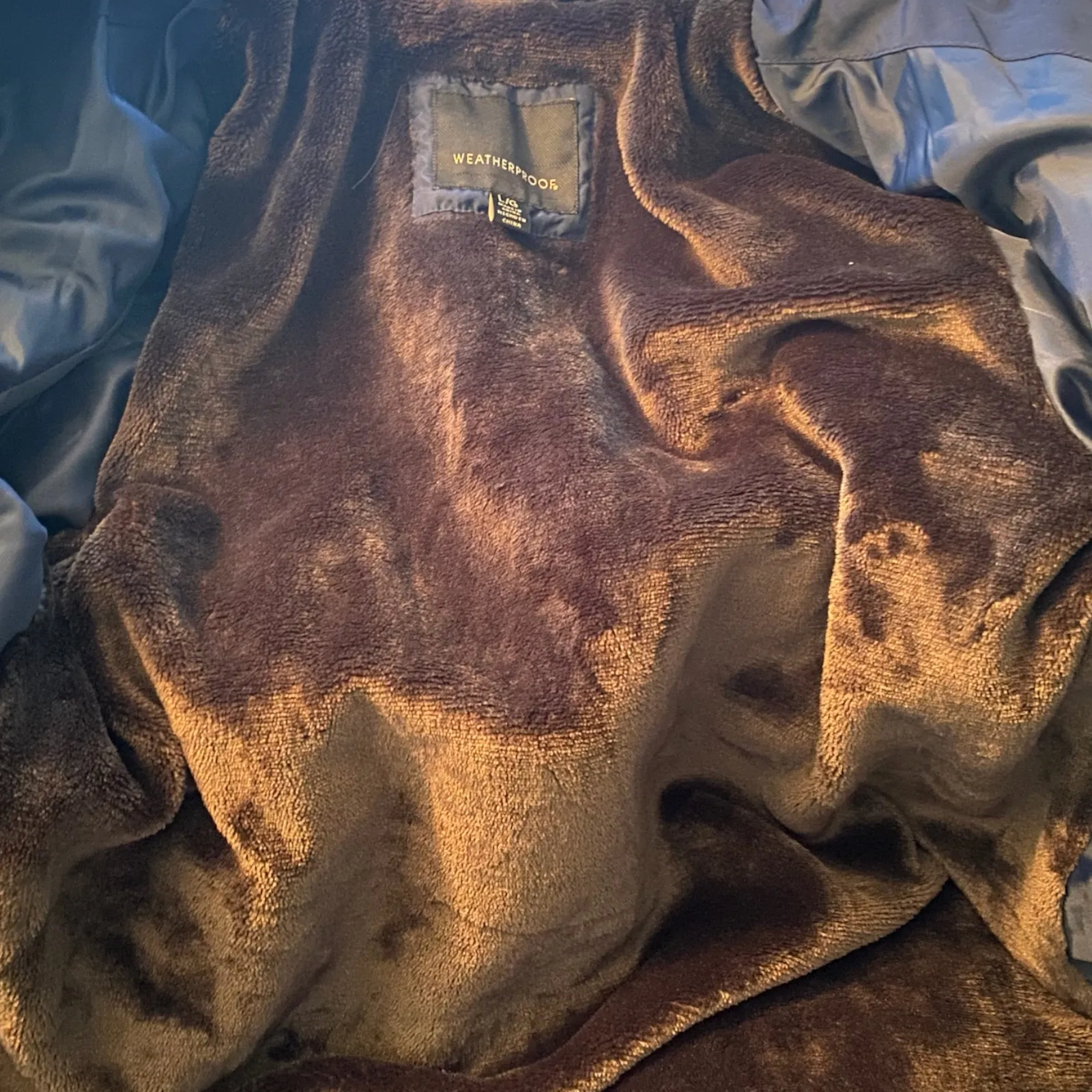 Weatherproof Quilted Blue Soft Faux Fur Lined Jacket Size Large - Image 3