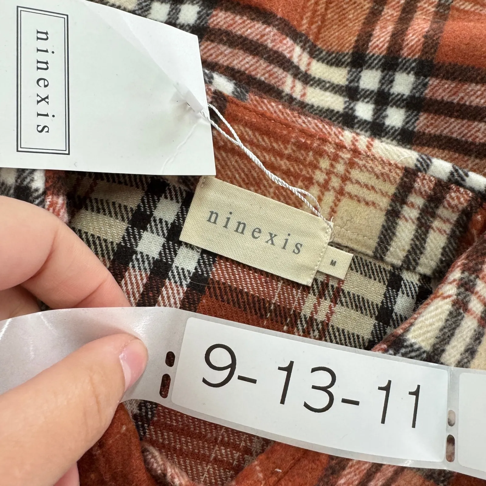 NINEXIS Shacket Womens Medium Red Tan Plaid Button Up Flannel Long Sleeve Shirt - Image 3