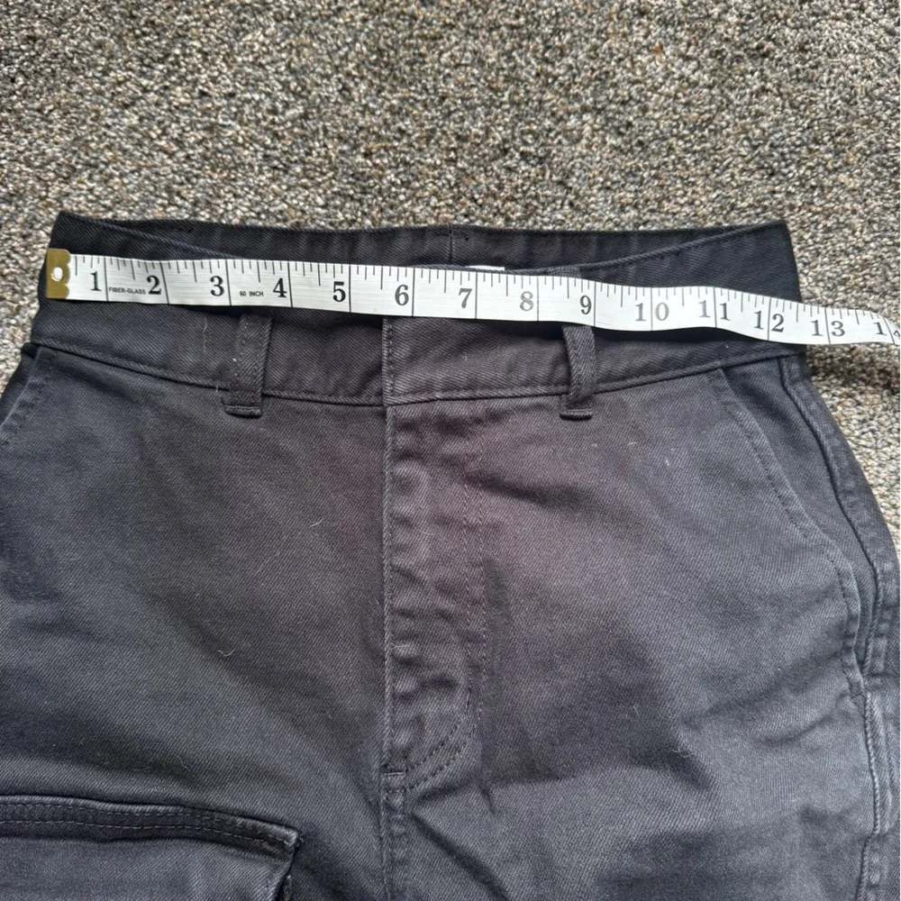 Aritzia TNA black denim Cargo Pant in Black Size 0 - Image 6