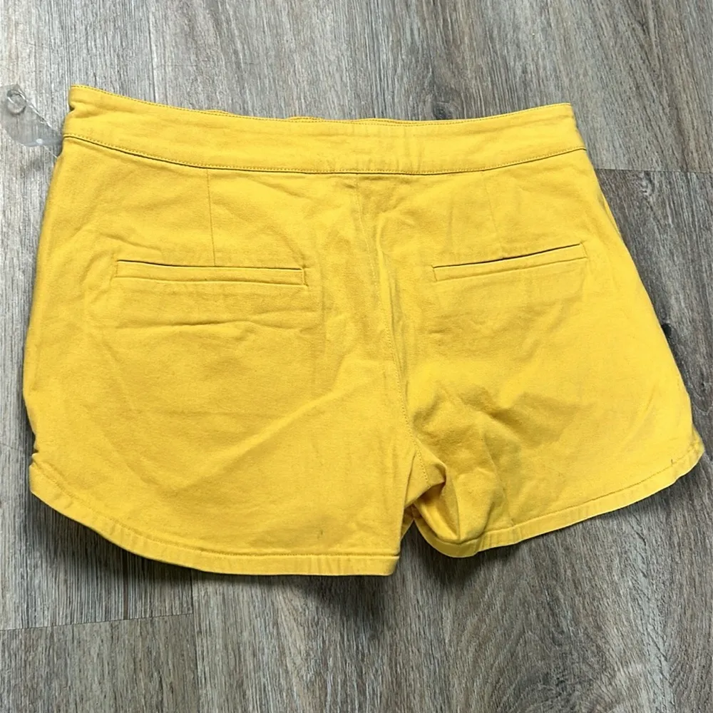 Modcloth Yellow Shorts Size Large - Image 10