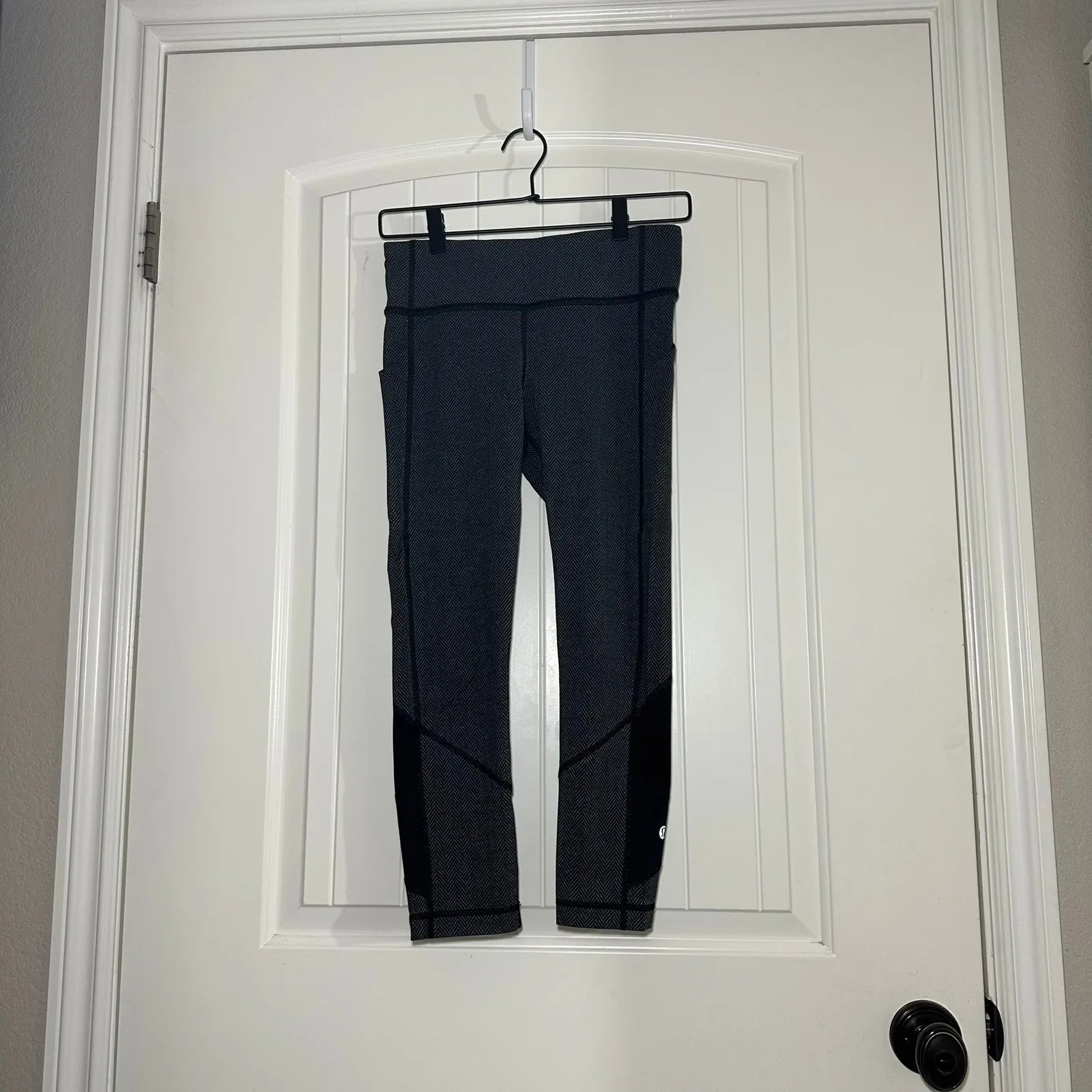 Lululemon |‎ Pace Rival Crop Herringbone Black Heathered 22" | Women's 6 - Image 3