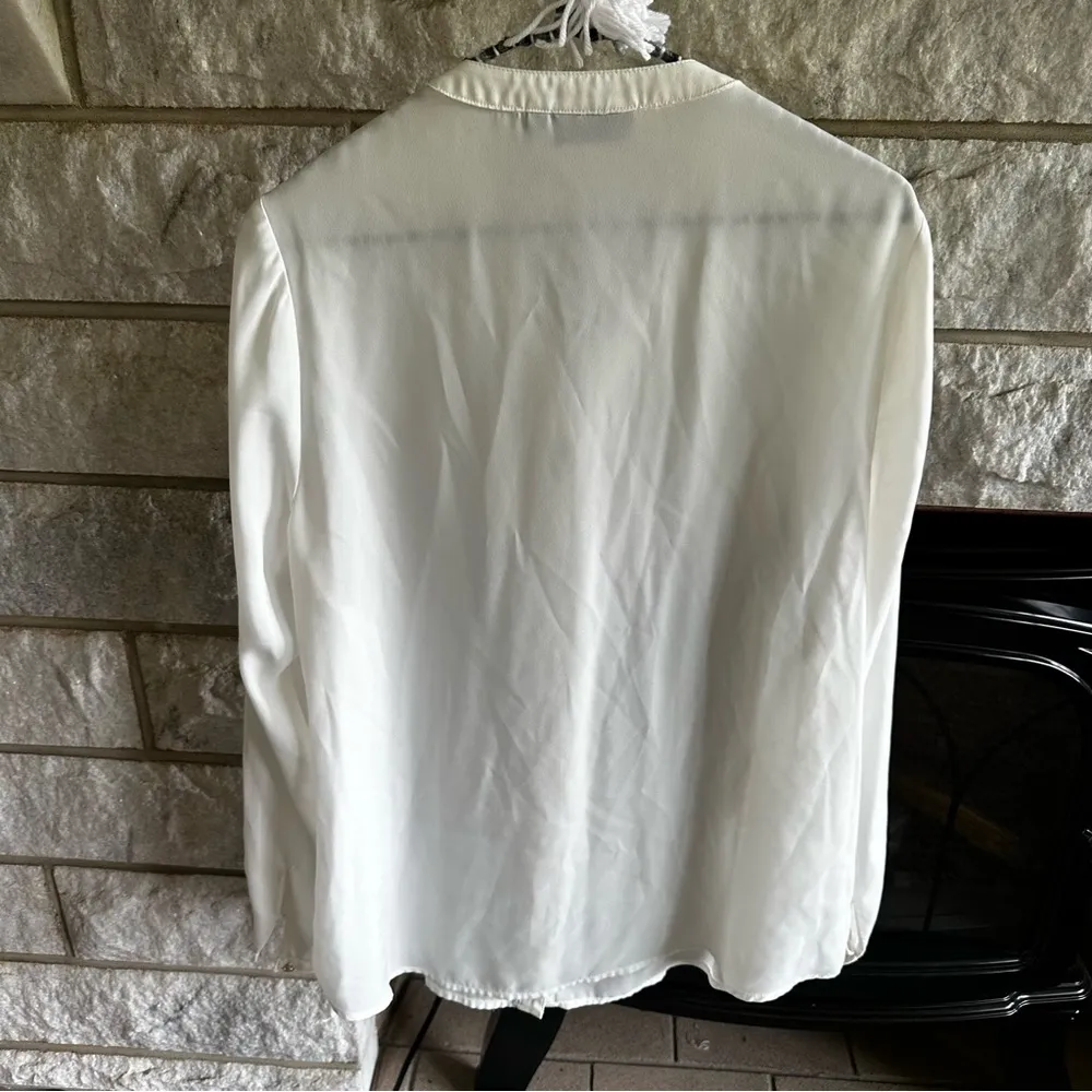 Women's White Long Sleeve Blouse Bow Collar Size L - Image 8