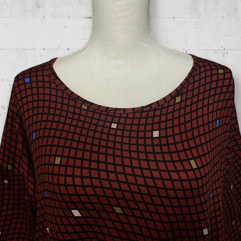 LULAROE | Irma Multicolor Geometric Red Half Sleeve Tunic Top Shirt Size S - Image 4