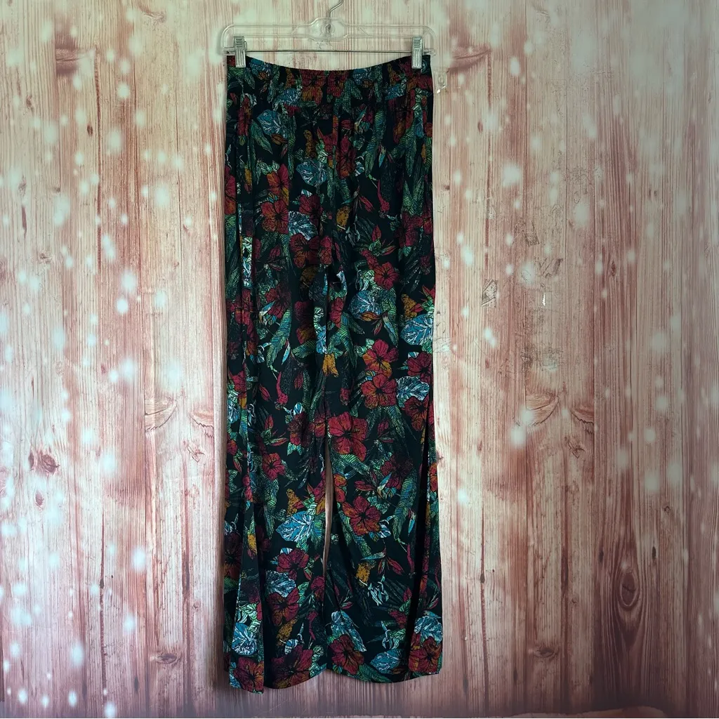 Mudd Y2K Pull On Pants Flare Leg Boho Black Floral Tropical Print Pants - Image 6
