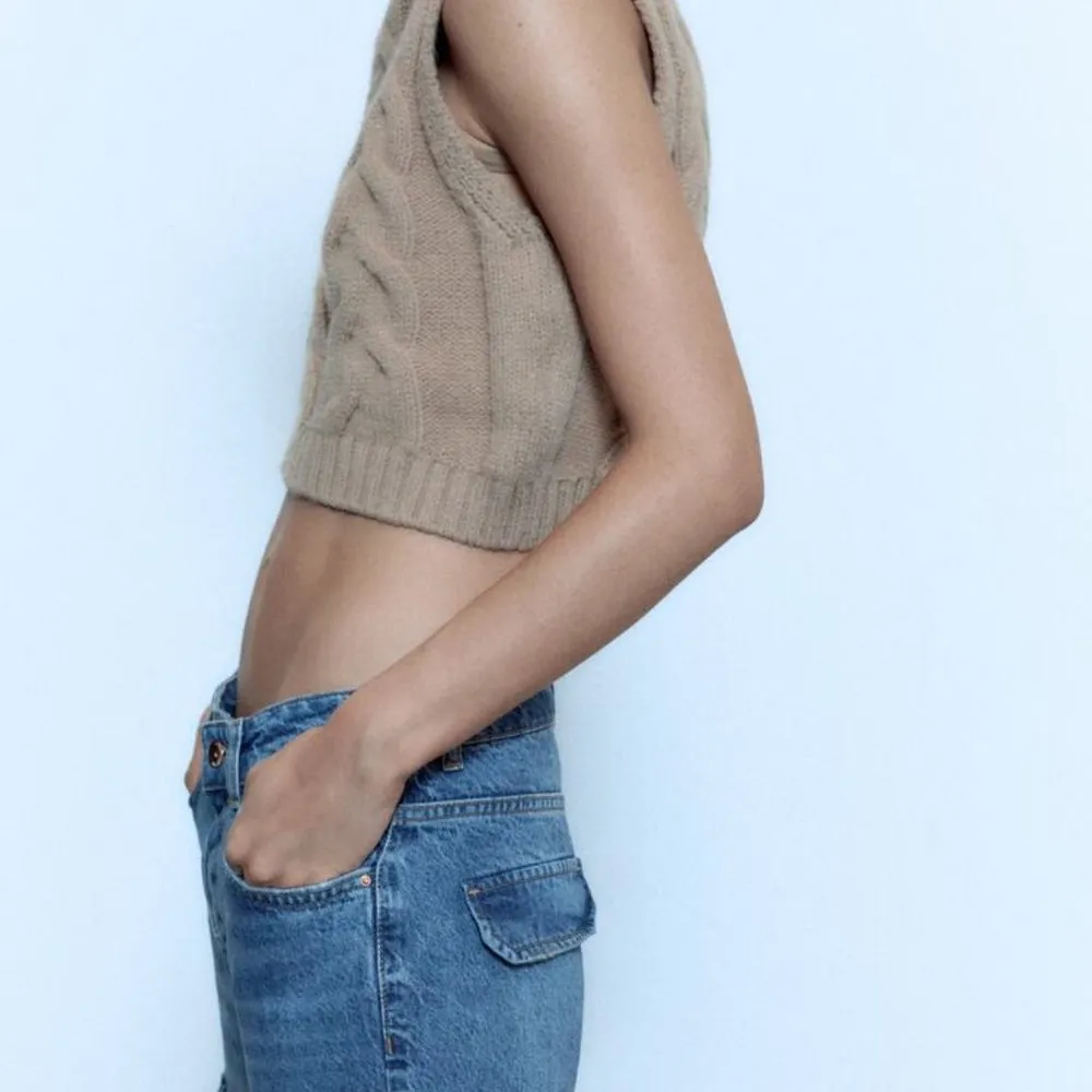 Zara High Waist Cargo Jean - Image 5