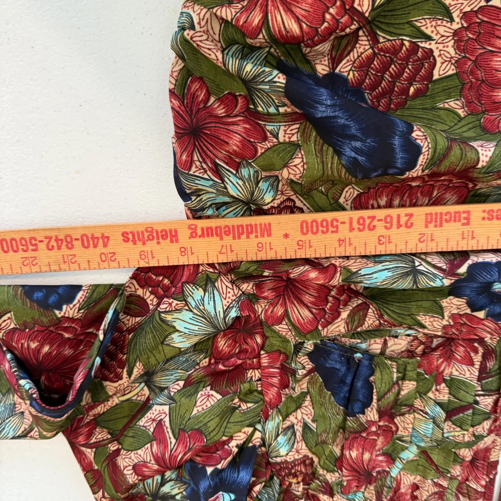 Walter‎ Baker Floral Cutout Bodycon Dress Size 12 Puff Sleeve Ruched Party - Image 12