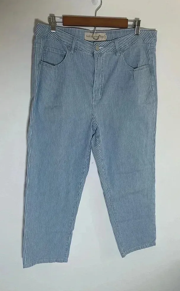 Soft Surroundings capri jeans blue & white striped 18 Petite EUC! 0020 - Image 1