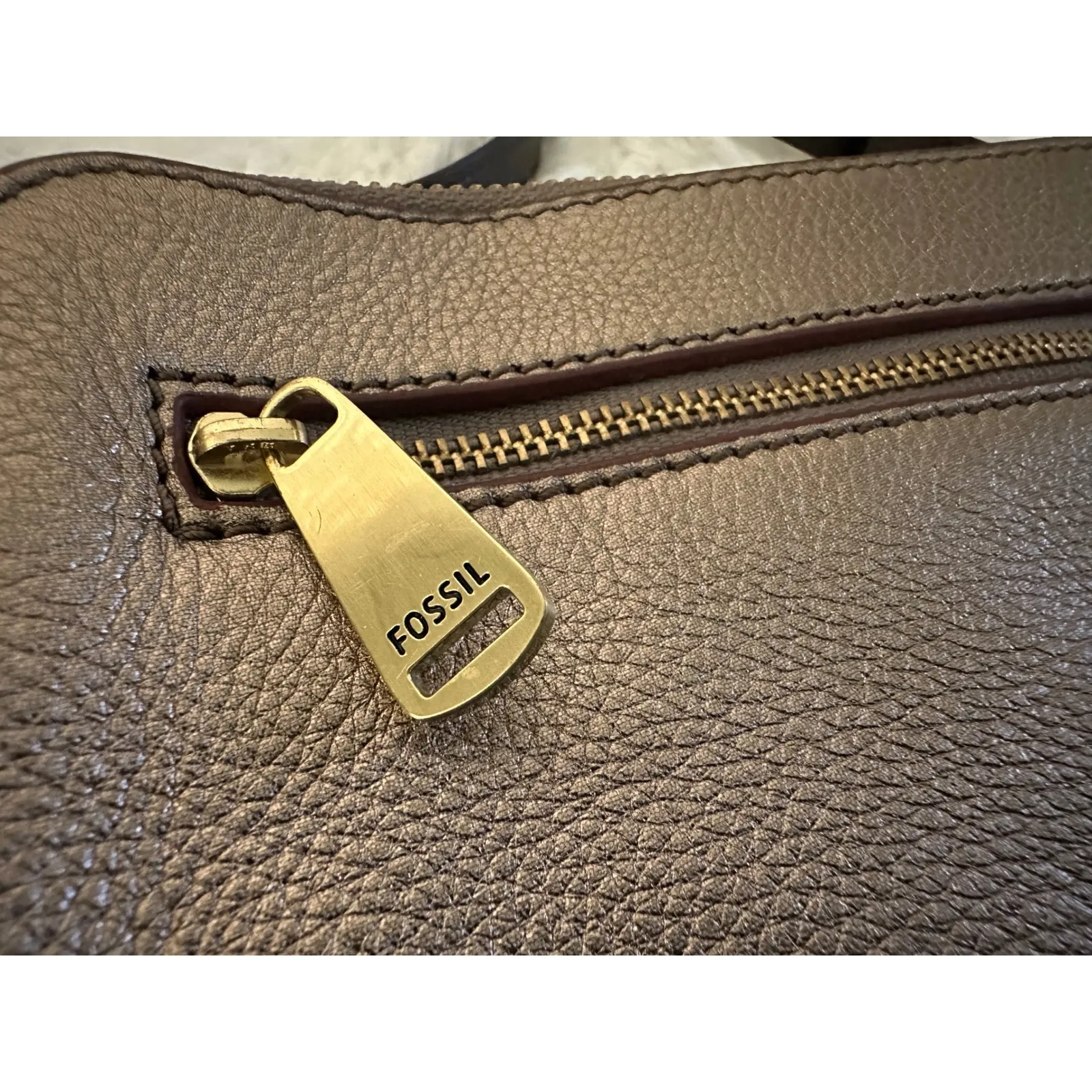 Fossil Piper Toaster leather crossbody bag in‎ a metallic taupe/bronze - Image 3