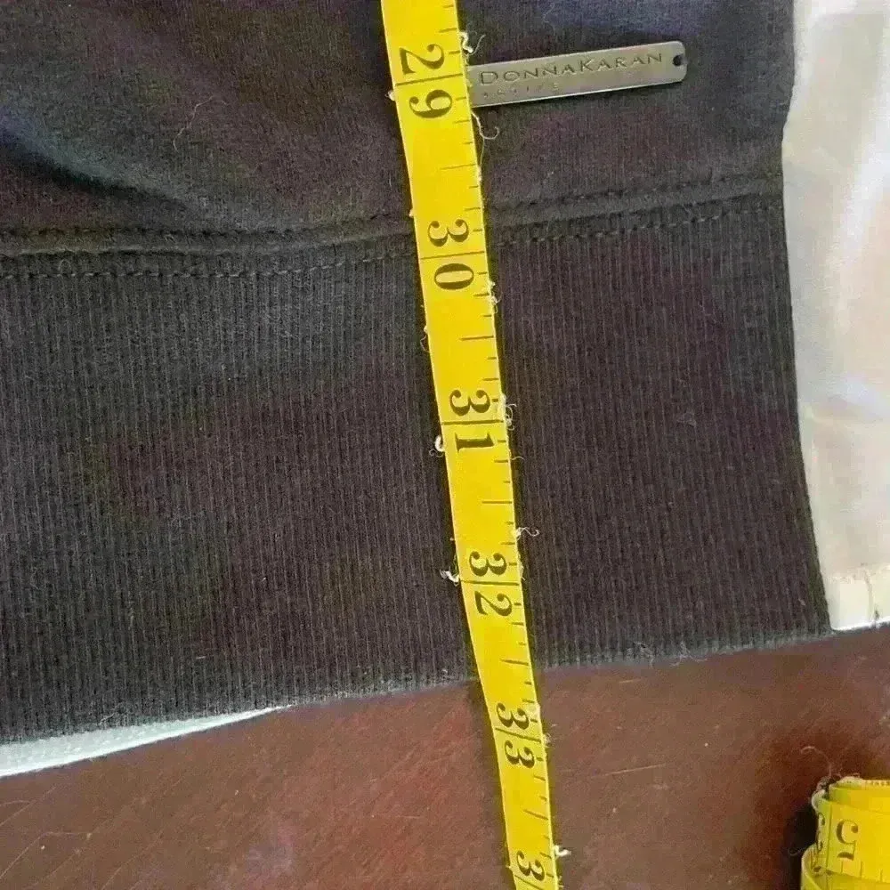 Donna Karan Active Black and White Sweatshirt Front/Dress Shirt Back Dress Small - Image 11