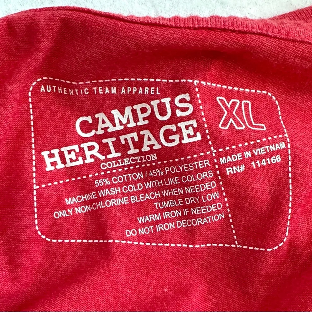 Wisconsin Badgers Long Sleeve Top Women's XL Red Tee T Shirt College UW Madison - Image 4