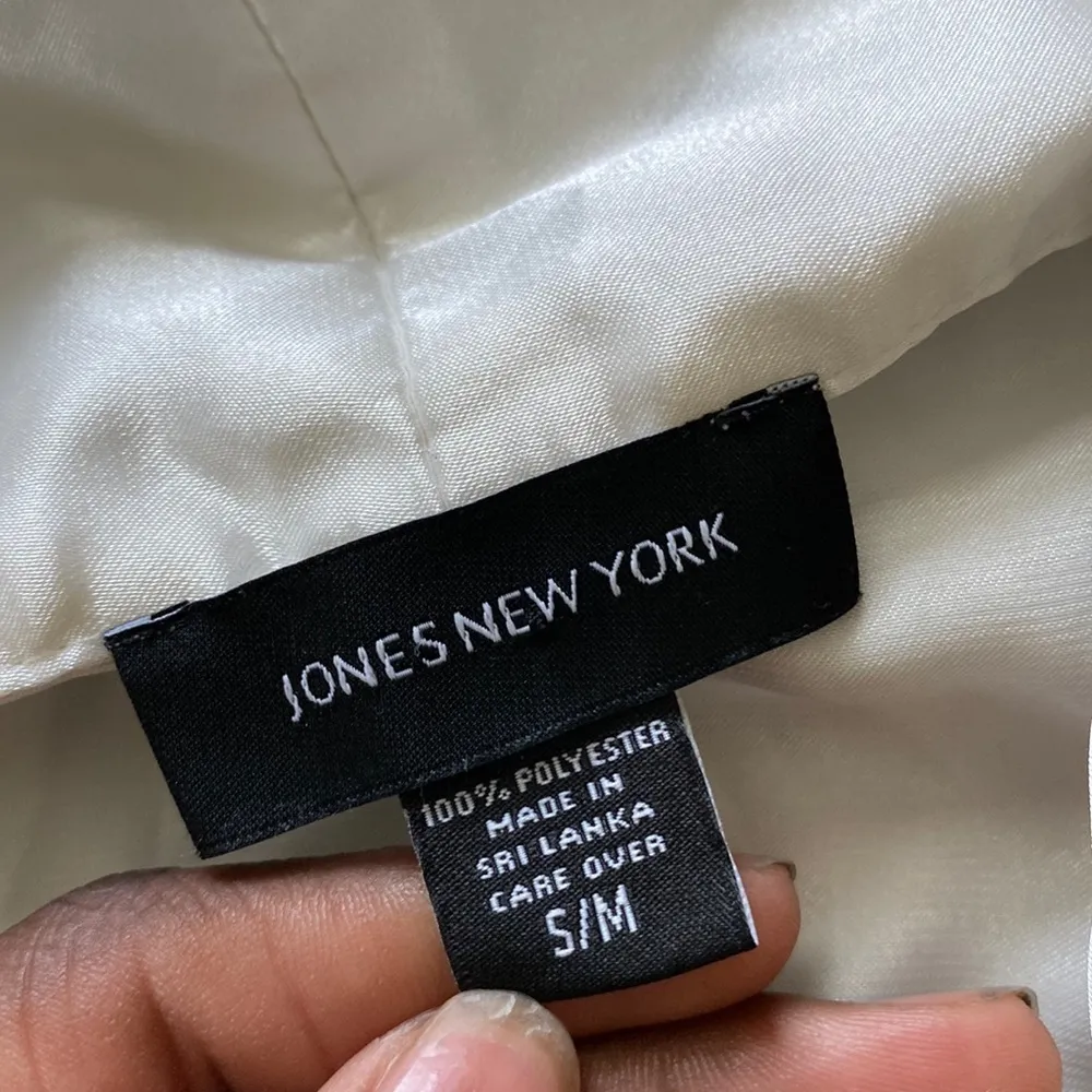 Jones New York Intimates Satin Robe SIZE S - Image 4