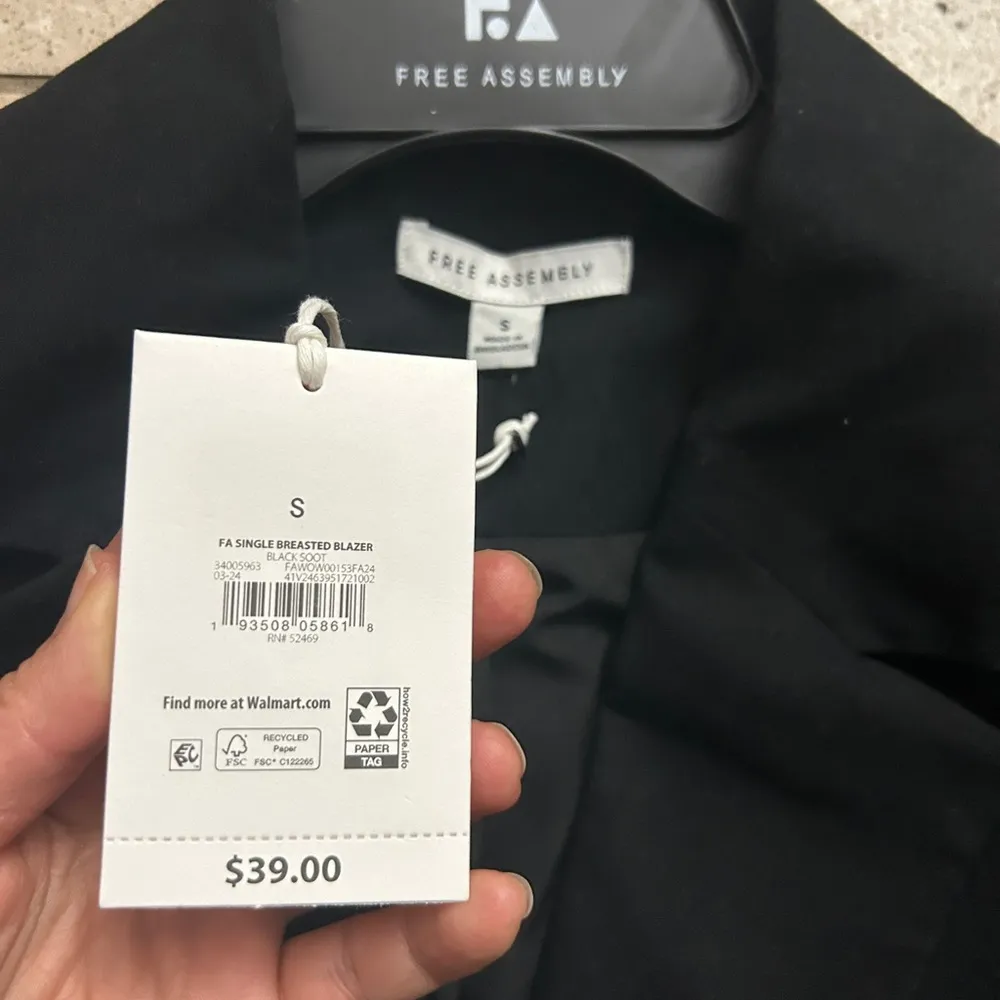 NWT Free Assembly women single breasted blazer size S Black - Image 5