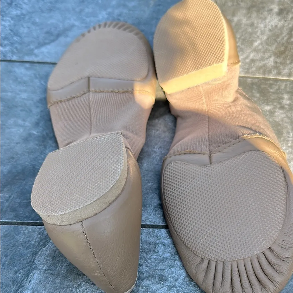 Bloch Tan Leather Ballet Shoes Size 9 - Image 4