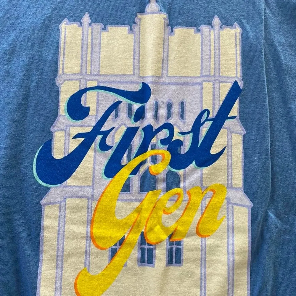 Saint Mary’s College LeMans Hall shirt Blue Size L - Image 5