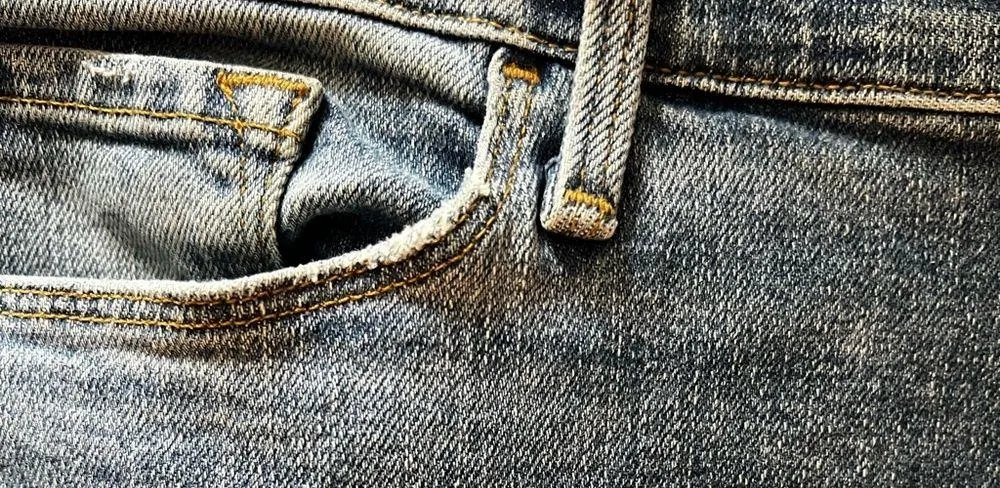 FRAME Le Garcon Cropped Faded Boyfriend Jeans in Bixby Sz 30 - Image 5