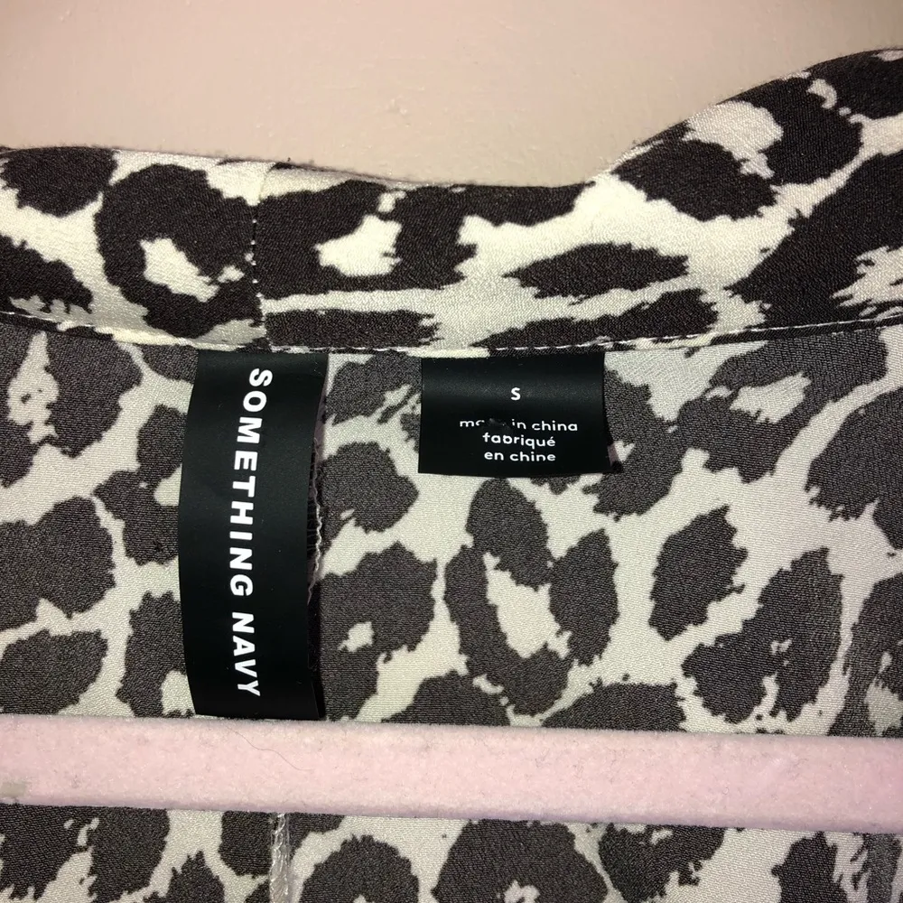 SOMETHING NAVY Maxi Swim BeachCover-up Wrap In Brown Ganache Leopard - Image 4