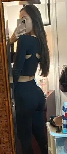 Long Sleeve Crop Top - Image 4