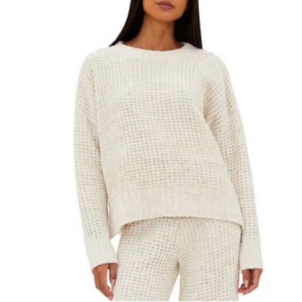 Beach Riot Callie Sweater in Snow Cloud
Size Large oversized - Image 2
