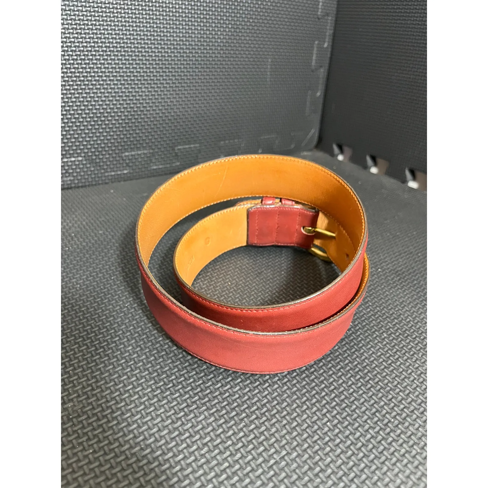 COACH VINTAGE CLASSIC RED BERRY LEATHER WOMEN'S BELT BRASS‎ BUCKLE 8500 Medium - Image 2