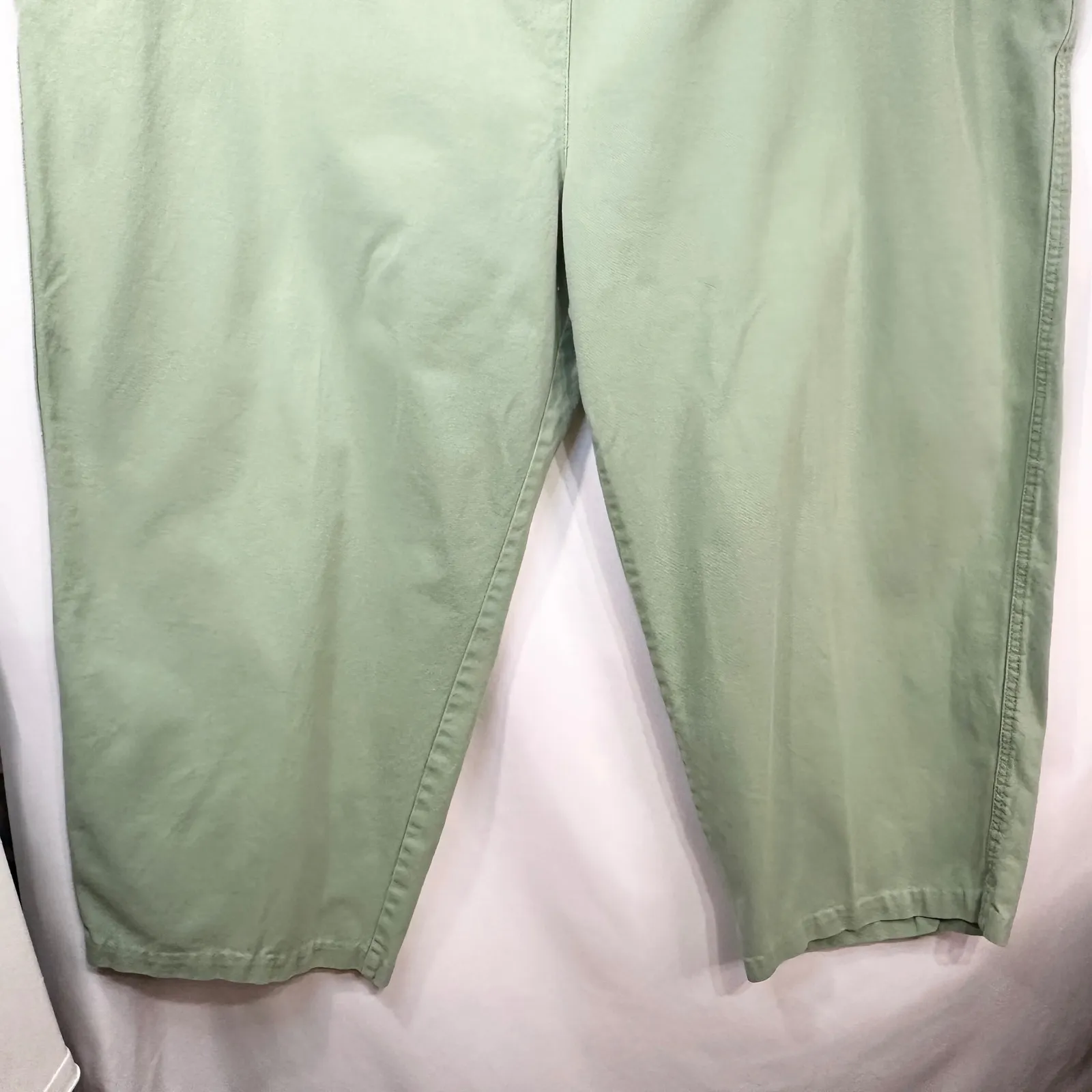 Woman Within Plus Size 36T Cropped Pants Capri Sage Green Cotton Elastic 1577 - Image 4