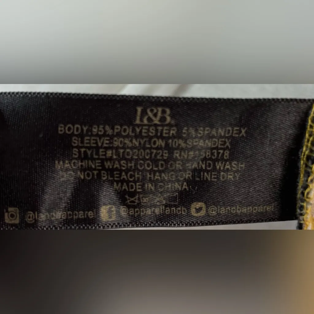 L&B S Boho V-Neck Lace Bell Sleeve Velveteen Floral Top in Gold - Image 8