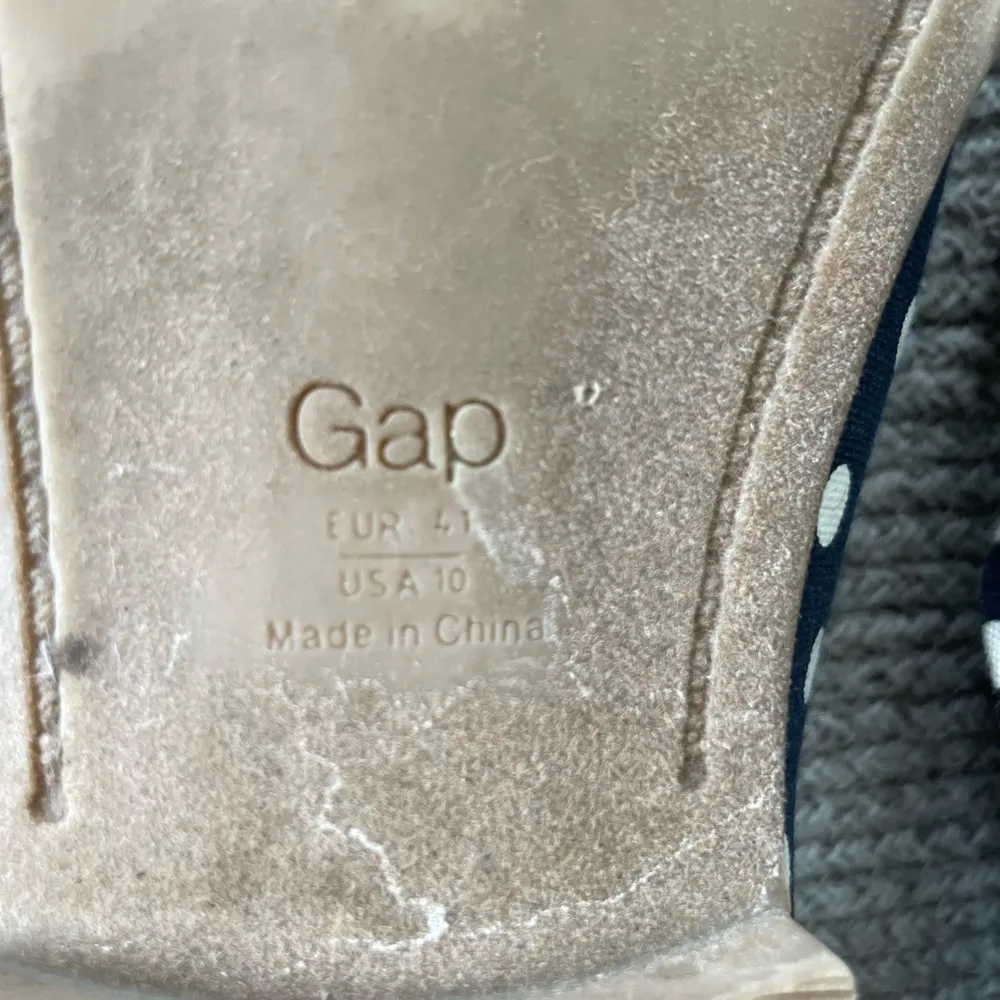 GAP Navy Blue and White Polka Dot Tie Oxfords Size 10 - Image 6