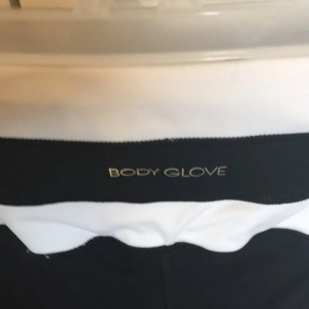 Body Glove Perdita Women’s size small  black and white leggings NWT - Image 5