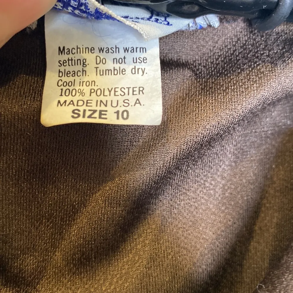 Vintage Brown Semi - Image 6