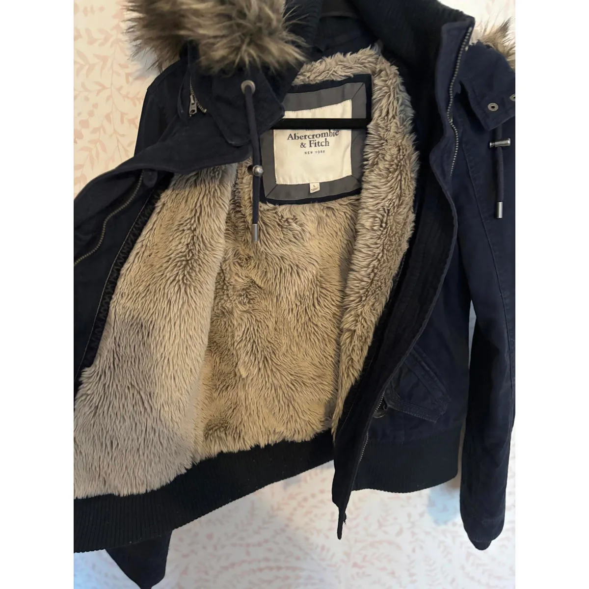 Vintage Y2K Abercrombie and Fitch fur bomber READ DESC - Image 5