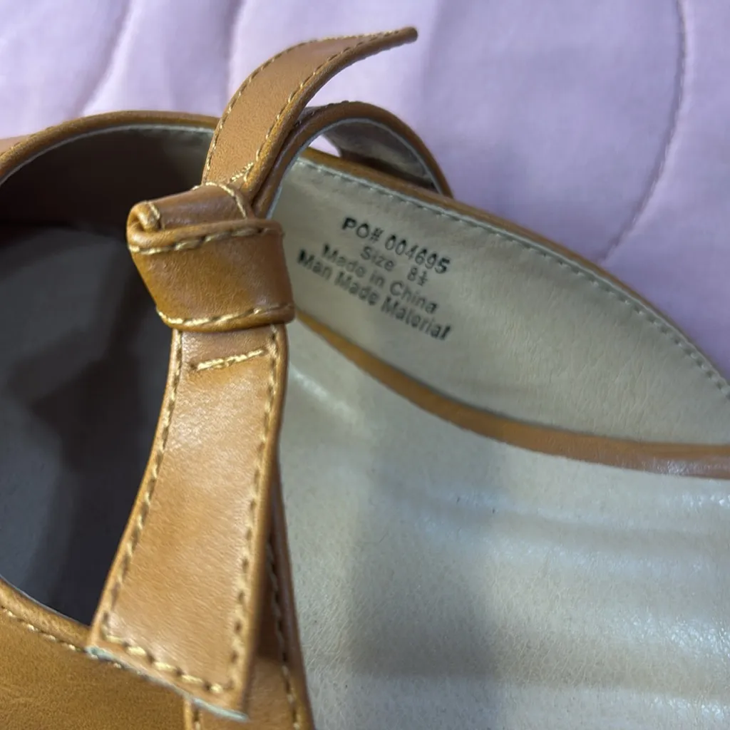 Shoes women . New ,Elegant Brown Mules with Pointed Toe and Low Heel Size 8.5 - Image 12