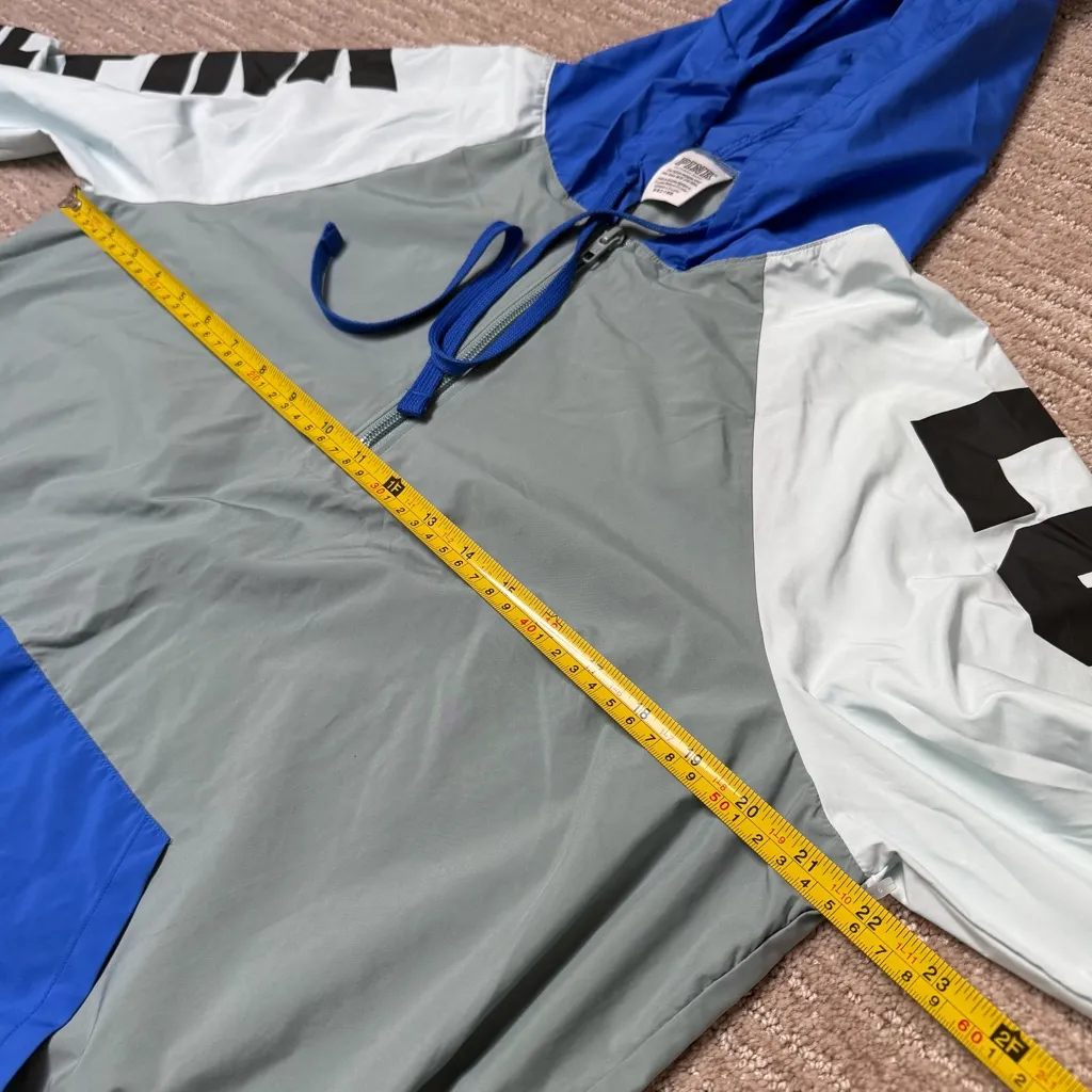 PINK Victoria's Secret Blue and Gray Windbreaker - Image 7