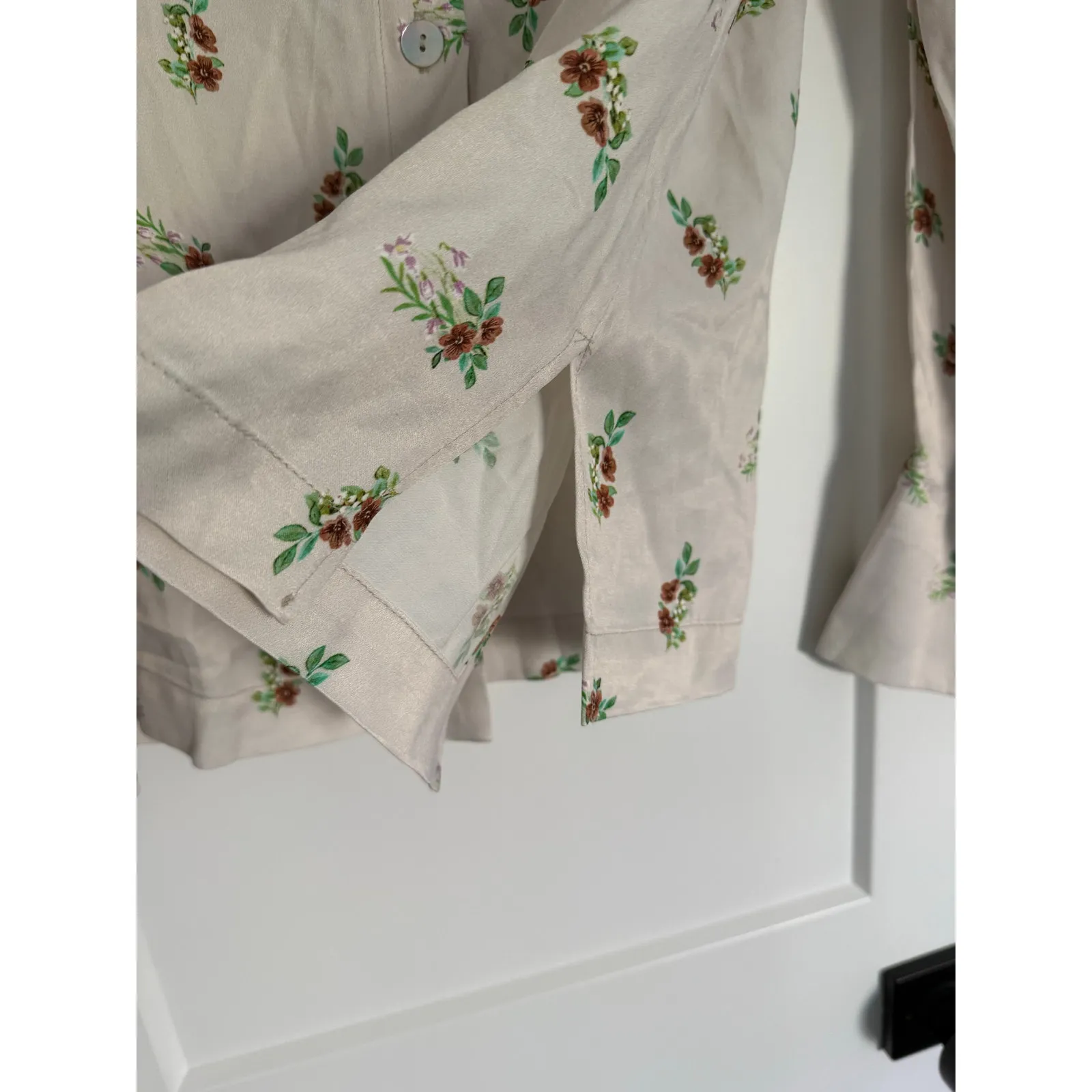 $226 New Sleeper Beige Blossom Shirt - Small - Image 9