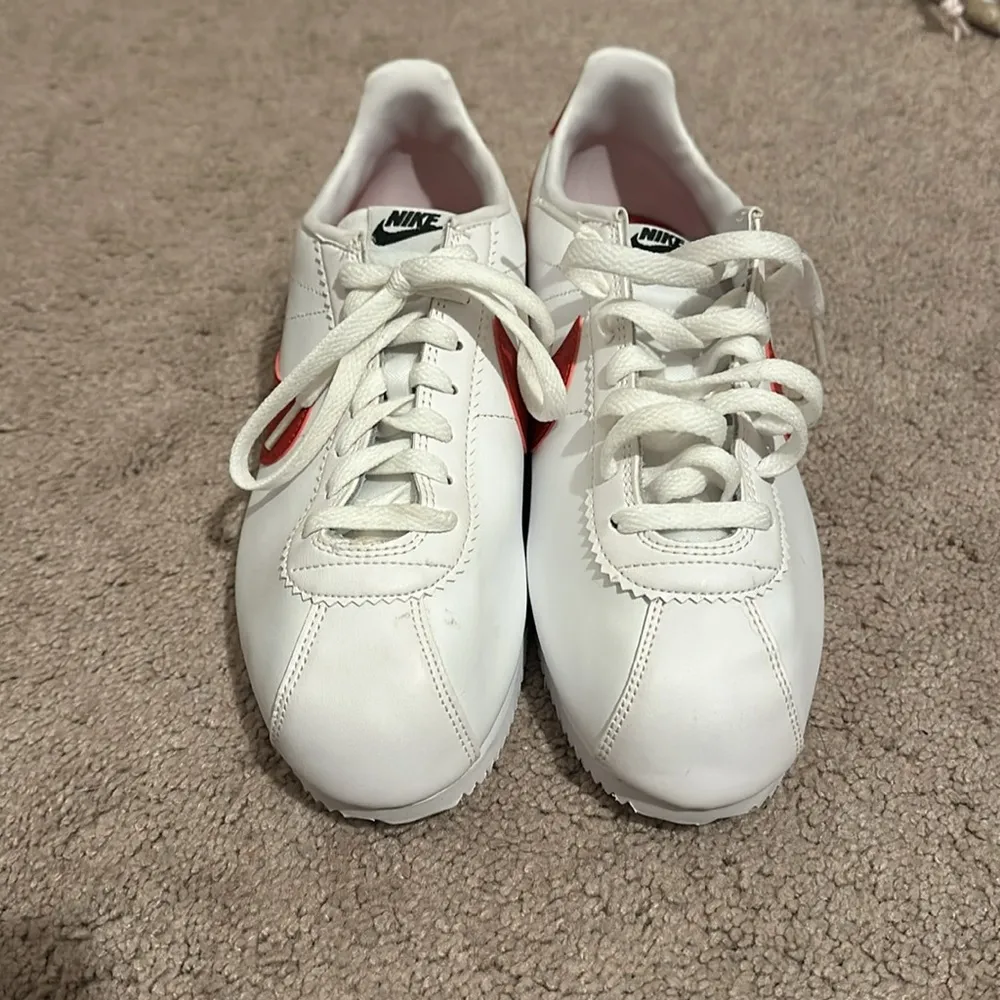 Nike Women’s Cortez Leather Shoes - Image 5