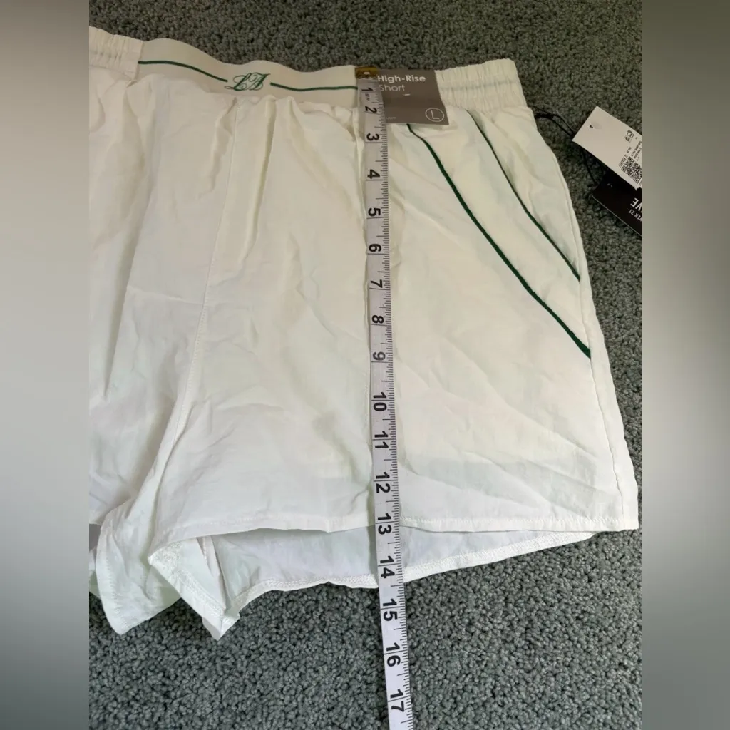Forever 21 Active High Rise Shorts Size L White Green Lined NWT Activewear - Image 3