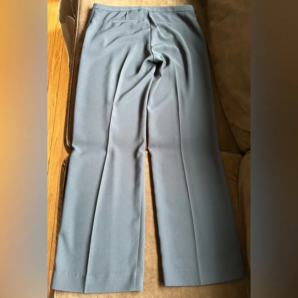 Tahari Black Mid Rise Wide Leg Dress Pants Sz 8. With Pockets. - Image 2