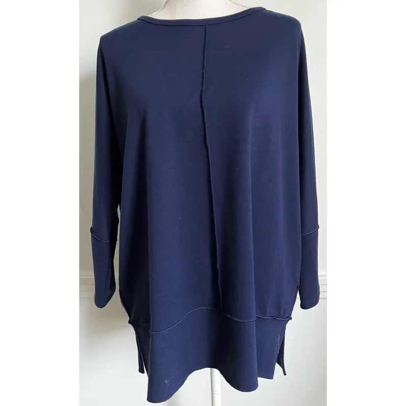 Spanx  • Navy Perfect Length Top 3/4 Sleeve - Image 2