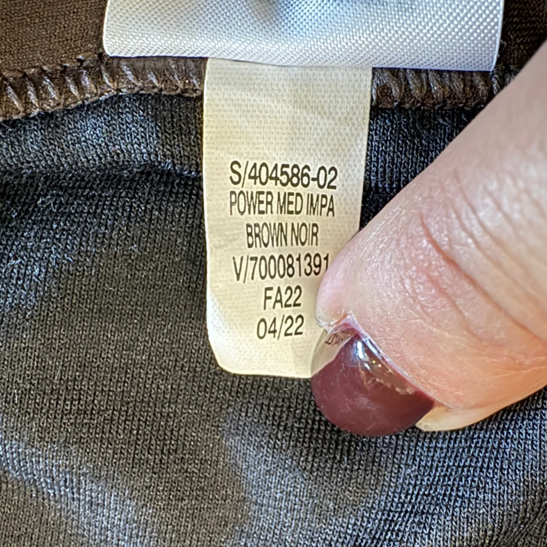 Gap medium impact sports bra brown size medium - Image 4