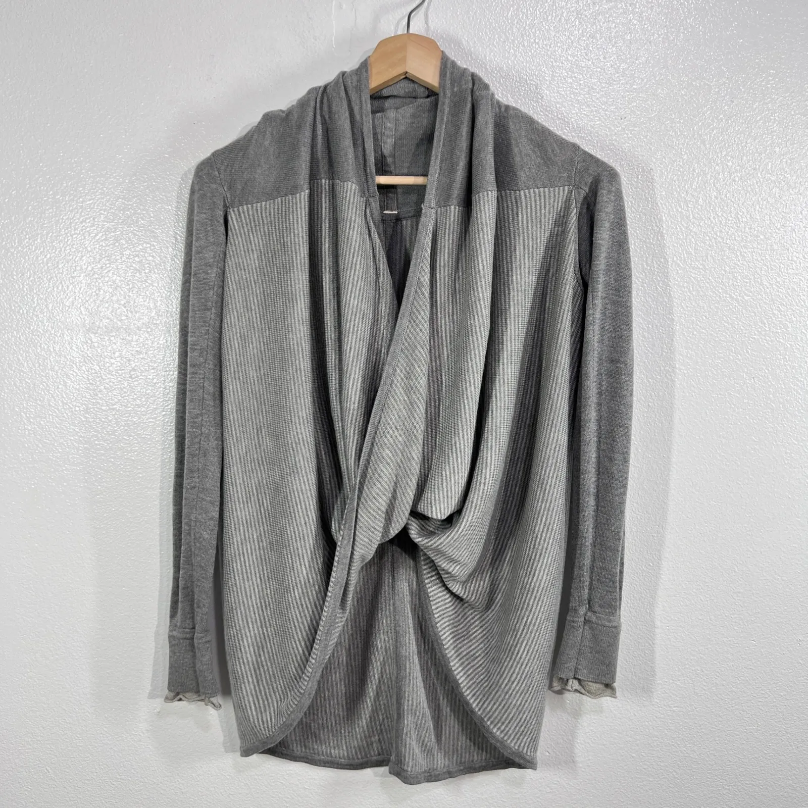 Lululemon Iconic Sweater Wrap Gray Boolux Cashmere Blend Open‎ Drape Cardigan - Image 2