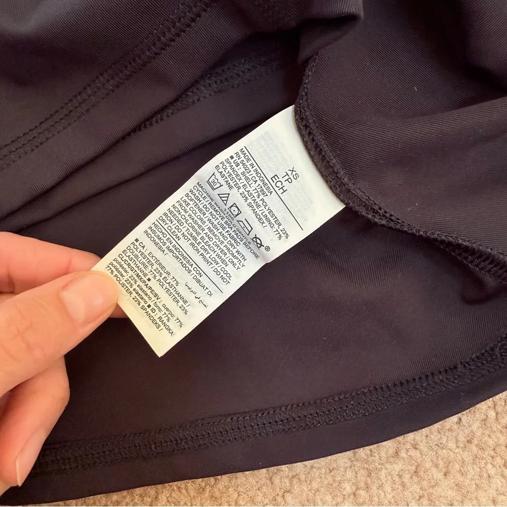 Old Navy Stretch Powersoft Shelf Bra Cutout Black White Mini Shorts Dress XS - Image 6