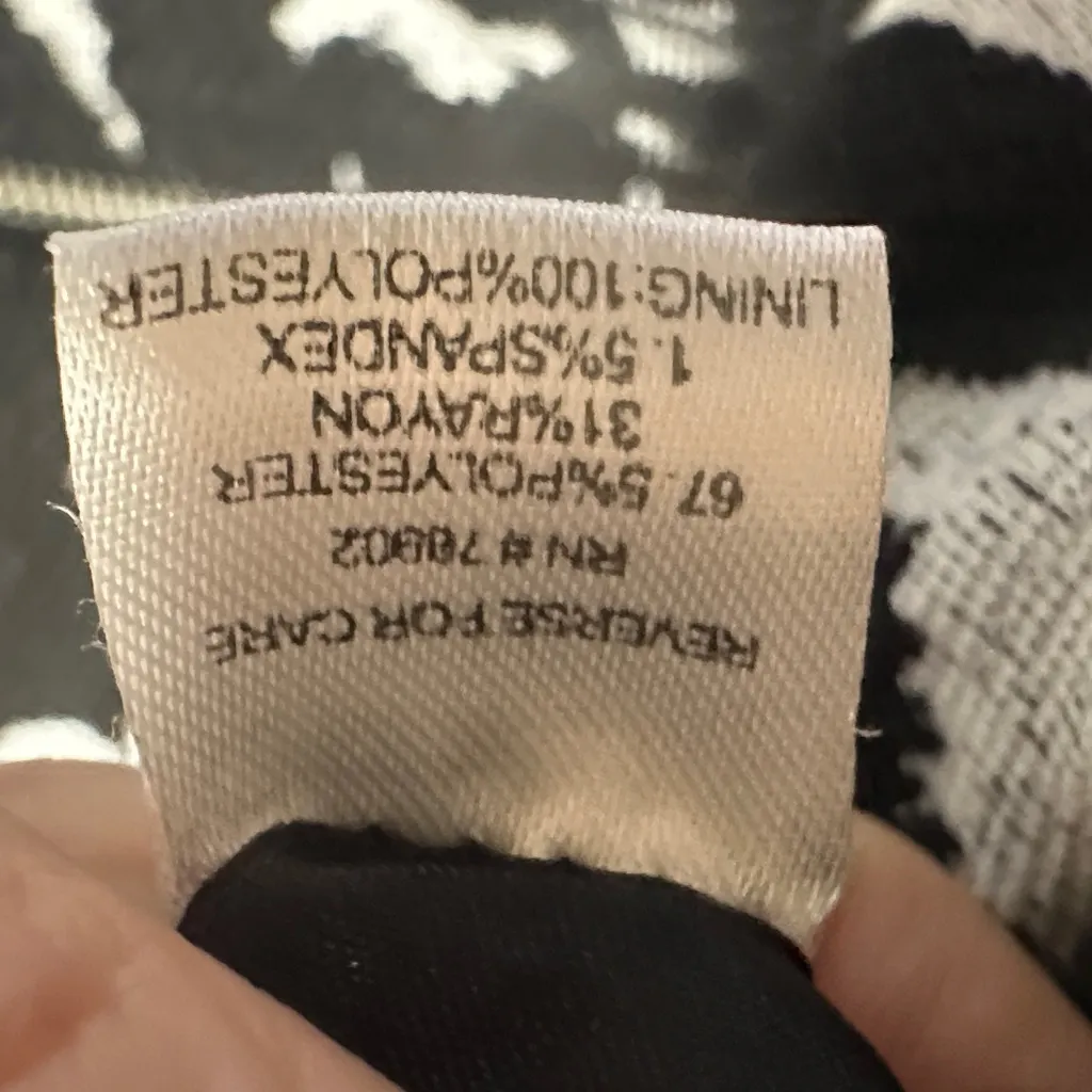 Erin London Black and White Bomber Jacket Full Zip Medium - Image 14