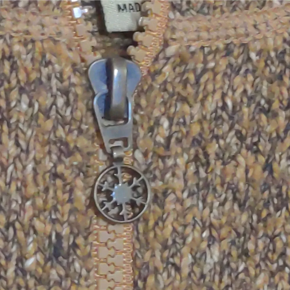 Woolrich Full Zip Cardigan with Leaf Embroidery in Fawn Heather - Size S - GUC - Image 5