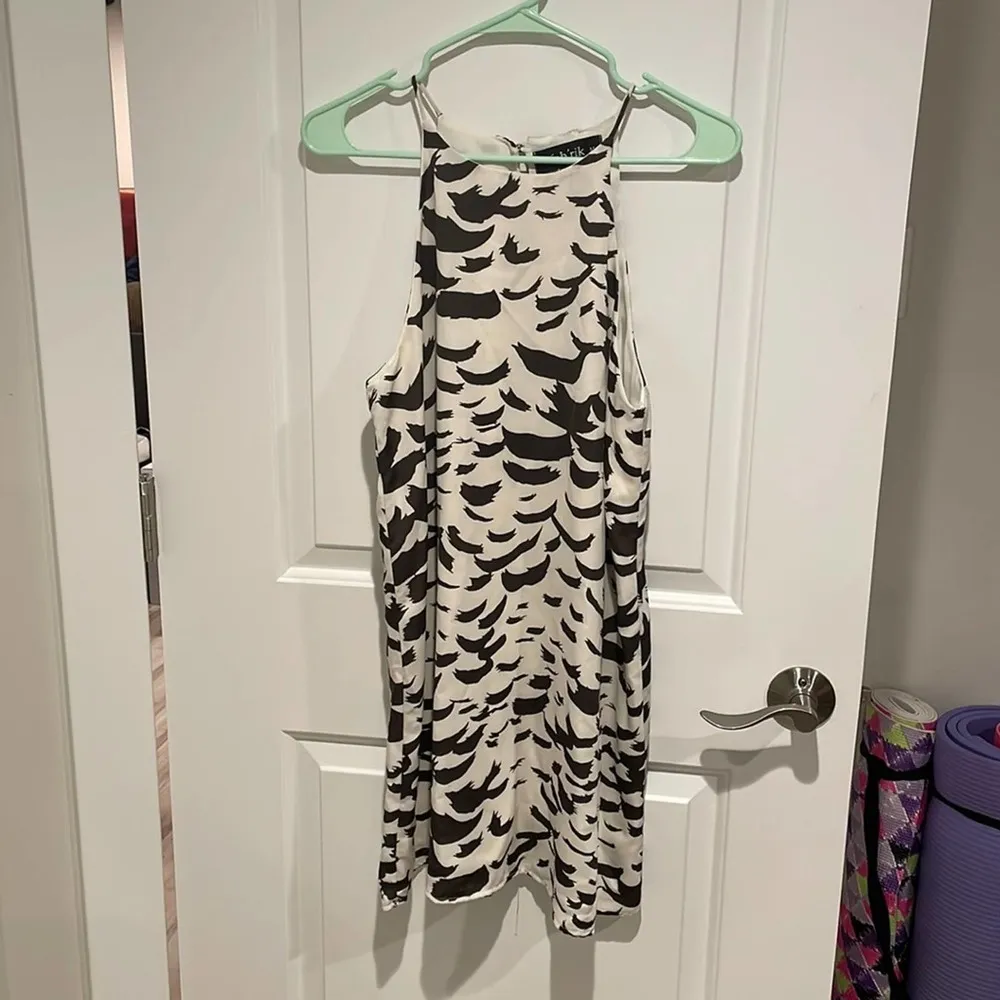 Fab’rik abstract sleeveless spaghetti strap dress medium - Image 2