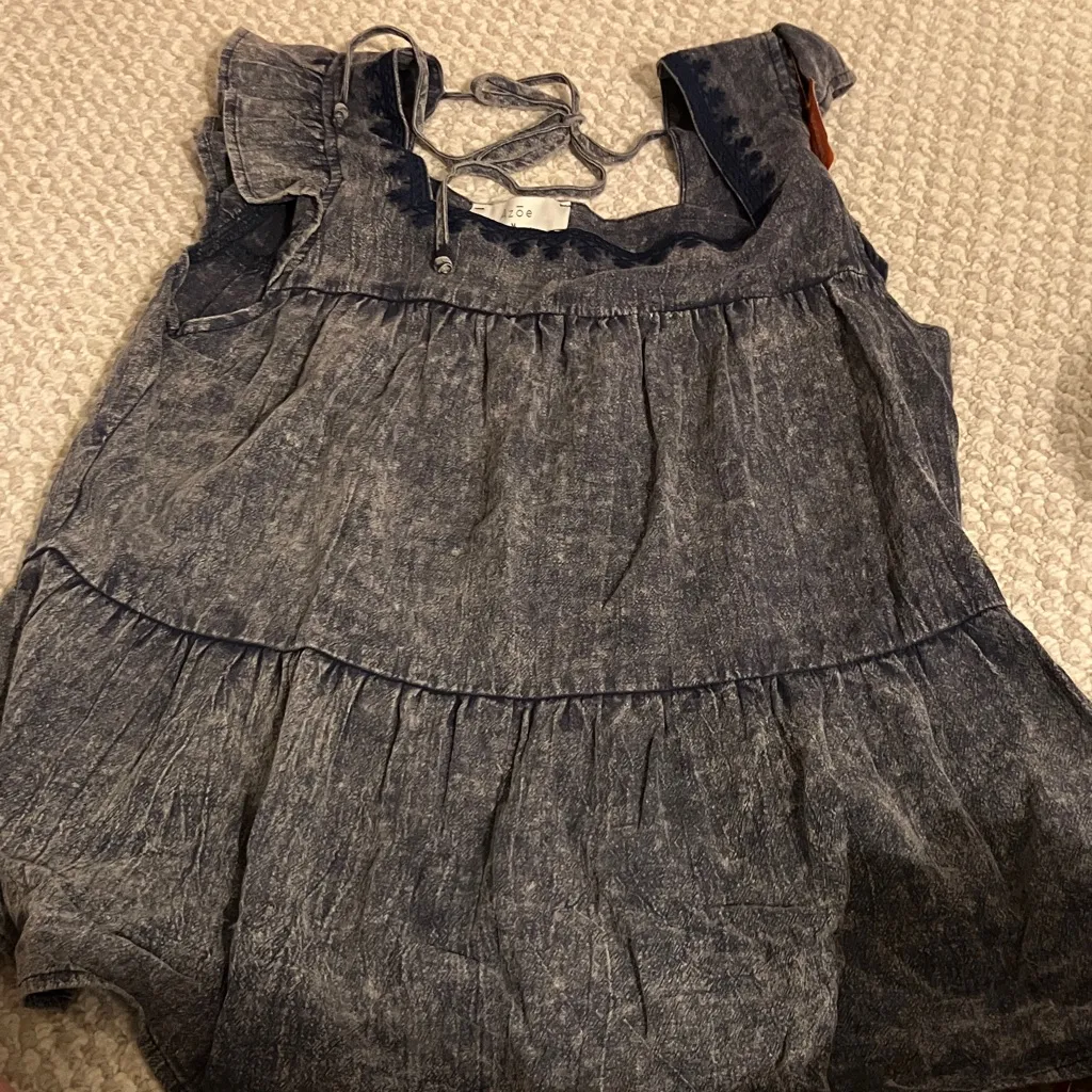 Azoe nordtsrom top preloved EUC - Image 2