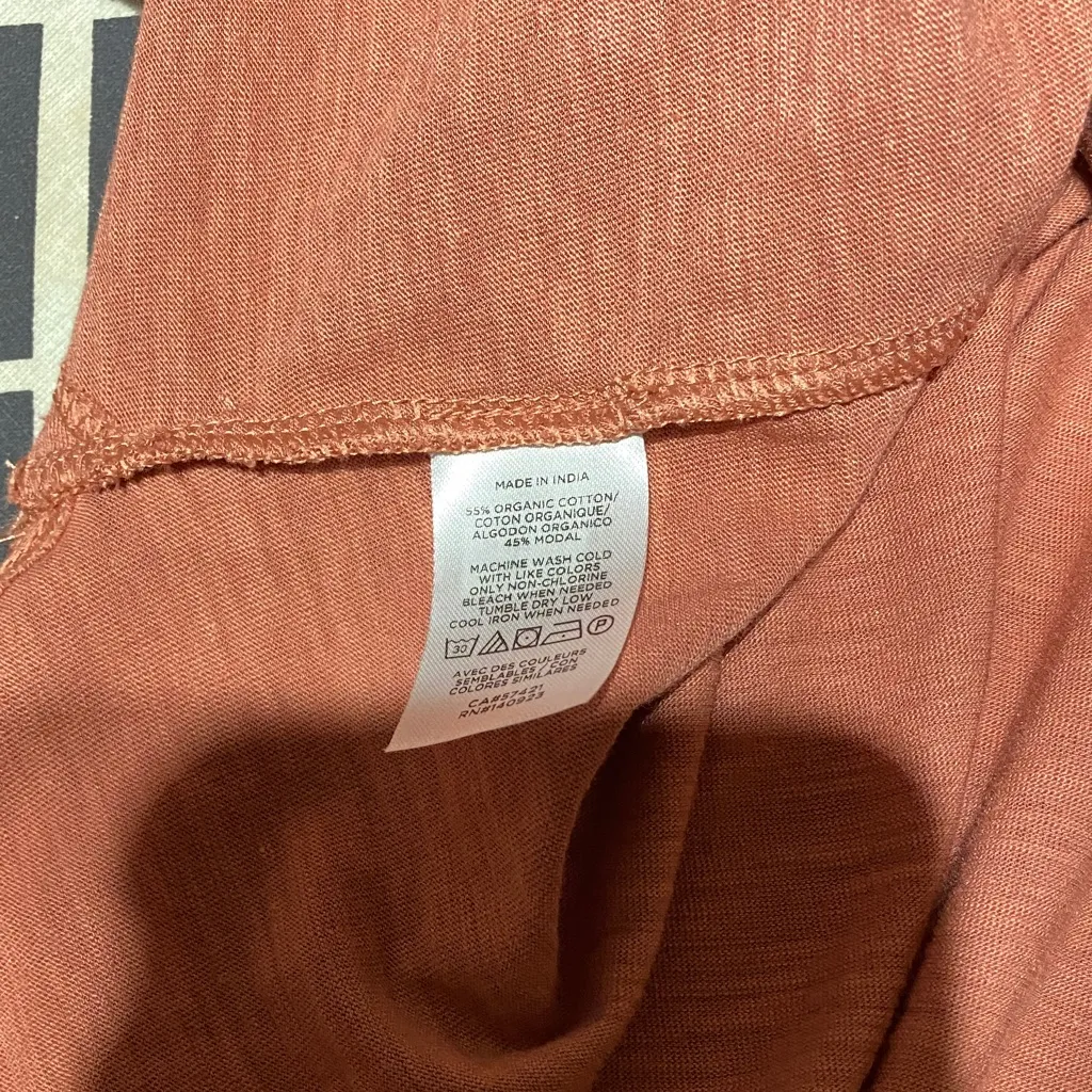 Lou & Grey Terracotta button down Shirt size Small - Image 7