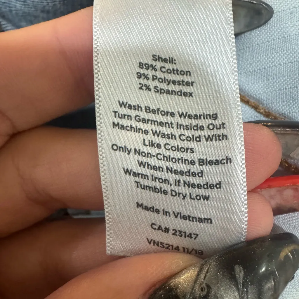 Talbots Blue flawless, cropped jeans - Image 8