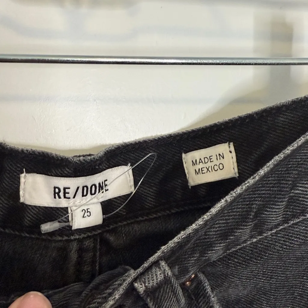 Re/Done‎ Original High Rise Denim Shorts - Size 25 - Image 3